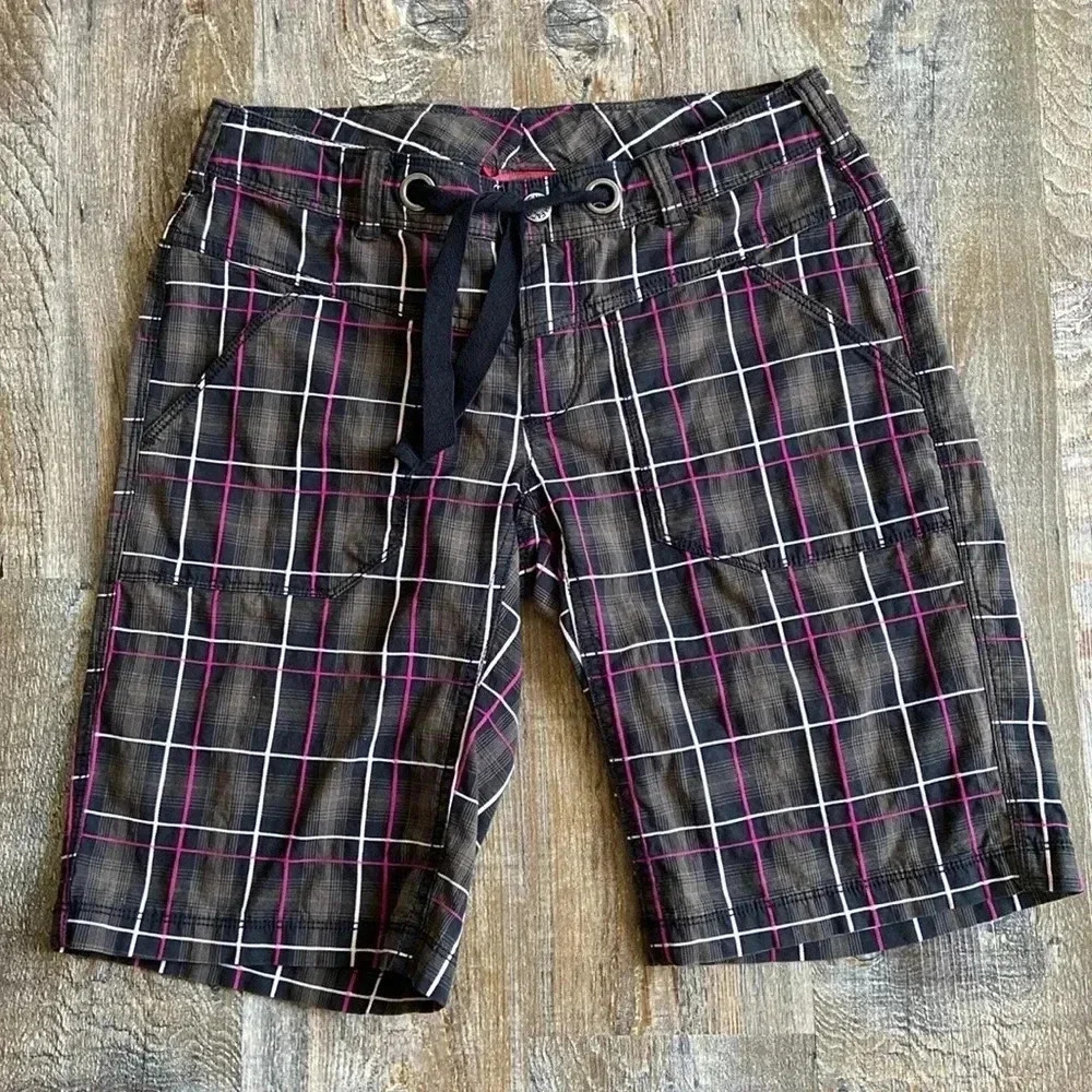 🎉HOST PICK 🎉The North Face | Plaid Bermuda Shorts